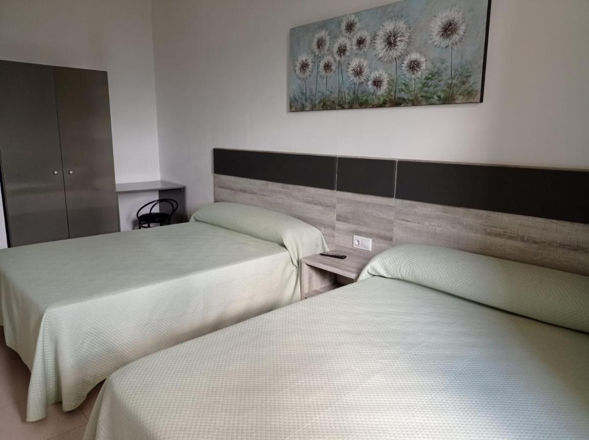 Hostal Brin Monreal del Campo Eksteriør bilde